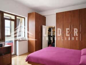 Vanzare apartament 2 camere Centru/decomandat/parcare — miniatura 6