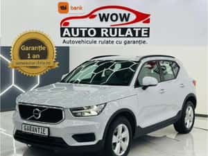 VOLVO XC40 MOMENTUM PRO