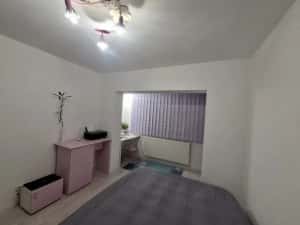 Super investitie!-Renovat complet-3 camere-bloc si pod izolat-108.490 Euro! — miniatura 6