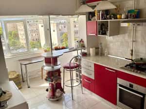 Apartament 3 camere MOBILAT & UTILAT complet- 1 Mai nr. 25, Constanța — miniatura 2