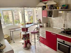 Apartament 3 camere MOBILAT & UTILAT complet- 1 Mai nr. 25, Constanța — miniatura 9