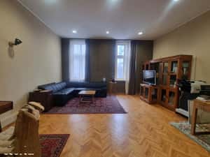 De închiriat apartament/birou zona centrală — miniatura 1