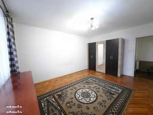 Inchiriez apartament 3 camere - et.3 - Mihai Viteazu — miniatura 2