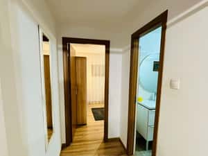 Apartament 4 camere de închiriat – zona Trocadero, str. Poporului — miniatura 6