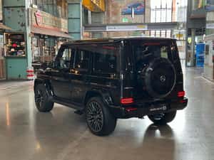 Mercedes-Benz G 63 AMG SUV 2024 — miniatura 7
