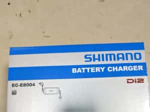 INCARCATOR bicicleta electrica SHIMANO STEPS EC-E8004 — miniatura 3