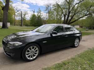 BMW Seria 5 F10 520D automat — miniatura 2