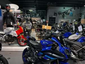Yamaha YZF R7 13000KM Nelimitata — miniatura 5
