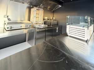 Rulota Comerciala 4m Premium Echipata Complet Fast Food Grill Shaorma Kebab In Stoc — miniatura 6