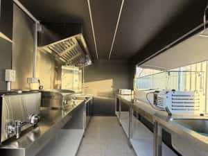 Rulota Comerciala 4m Premium Echipata Complet Fast Food Grill Shaorma Kebab In Stoc — miniatura 10