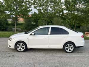 Seat Toledo 2013 1.6 TDI — miniatura 6