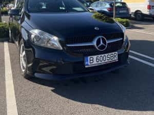 Mercedes A 160 diesel 2017 — miniatura 2