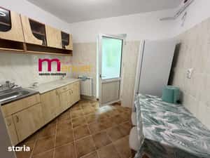 Apartament 3 camere, etaj 2, încălzire centrală — miniatura 6