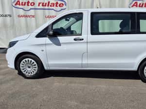 Mercedes Benz Vito Tourer 114 2.0d 136 CP 9 G-Tronic 2022 — miniatura 2