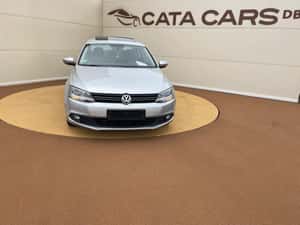 Vânzare Volkswagen Jetta 1.6 TDI 105 CP — miniatura 1