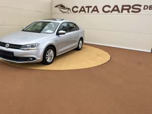 Vânzare Volkswagen Jetta 1.6 TDI 105 CP — miniatura 4