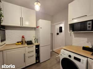 Apartament ultracentral, 3 camere în vilă, intrare separată, terasă. — miniatura 4