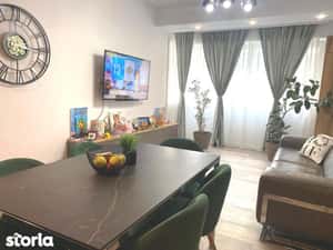 Apartament 3 camere/2 bai + curte proprie 79m2 + 2 parcari — miniatura 5
