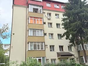 Garsonieră la mansardă, mobilată și utilată – Ostroveni — miniatura 2