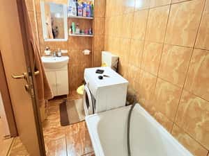 Garsonieră la mansardă, mobilată și utilată – Ostroveni — miniatura 5