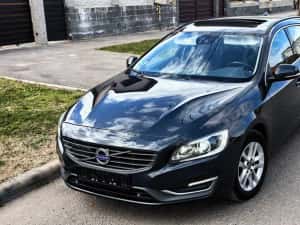 Volvo V60 * 200CP * Bord Digital * Distronic * Trapa * Xenon — miniatura 1