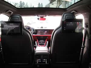 Porsche Cayenne 2025, 500cp, 8000 km, Negru — miniatura 2