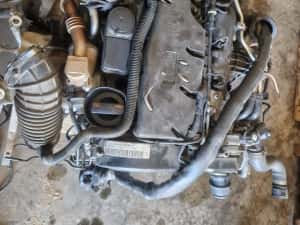 Motor, cutie accesorii CAH Audi a4 b8 2010 în stare perfecta