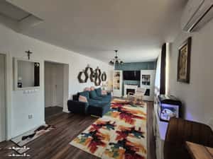 Apartament cu 3 camere si curte proprie - Baia Sprie