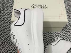 Alexander McQueen — miniatura 3