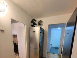 Mobilat si Utilat. Spatios. Decomandat. Centrala proprie. — miniatura 5