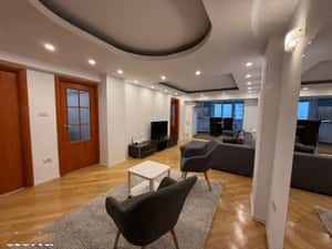Apartament 2 camere Bulevardul Unirii vis-a-vis Zepter, mobilat. — miniatura 1