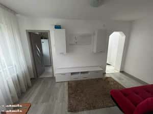 Apartament de închiriat