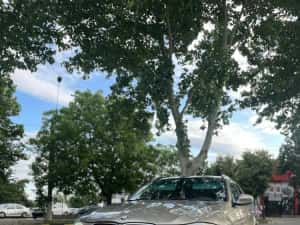 Bmw e91 320d 2011 — miniatura 1