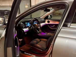 Mercedes-Benz E 300 Automată 211 HP Hibrid (B/E) — miniatura 2