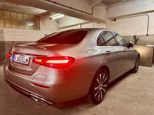 Mercedes-Benz E 300 Automată 211 HP Hibrid (B/E) — miniatura 6