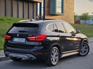 Bmw X1 Xdrive 2.0 benzină/Automată/Panoramic/Piele/Led/ 105.000 km reali — miniatura 4