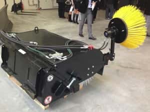 Perie de asfalt - maturator stradal — miniatura 8