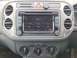 Panou sigurante Volkswagen Tiguan 5N 2009 SUV 2.0 TDI CBAB — miniatura 6