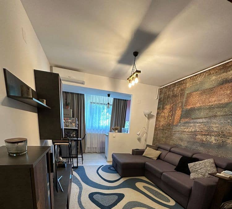 Apartament tip duplex, trei camere, Aparatorii Patriei, 95.900€ — fotografie 1 din 6