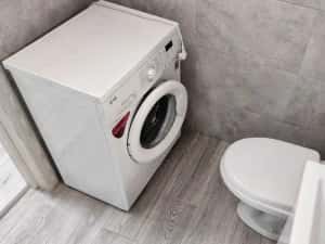 Garsoniera zona Universitate — miniatura 3