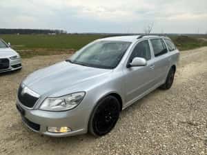 Skoda Octavia 1.8 Turbo 4x4 2010 — miniatura 8
