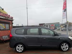 DACIA LODGY 7 LOCURI- NAVIGAȚIE & SPAȚIU GENEROS PENTRU FAMILIE — miniatura 4