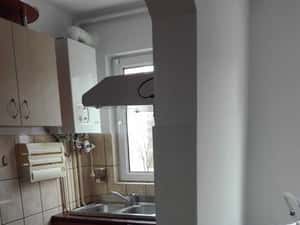 Ofer apartament spre inchiriere in cartierul Florilor Brasov — miniatura 3