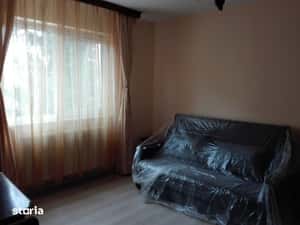 Ofer apartament spre inchiriere in cartierul Florilor Brasov — miniatura 6