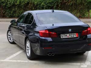 BMW F10 / 520d / LCi / 190 CP / Automat / Euro 6 / Ceasuri bord Full Display / Scaune electrice / Navi mare / keyless go / Interor Piele — miniatura 3