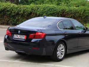 BMW F10 / 520d / LCi / 190 CP / Automat / Euro 6 / Ceasuri bord Full Display / Scaune electrice / Navi mare / keyless go / Interor Piele — miniatura 4