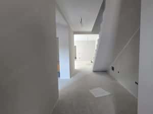 Duplex 5 camere | 162 mp utili si teren 530 mp | Dumbravita — miniatura 3