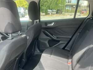 Ford Focus Manuală 125 HP Benzină — miniatura 2