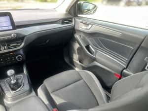 Ford Focus Manuală 125 HP Benzină — miniatura 7