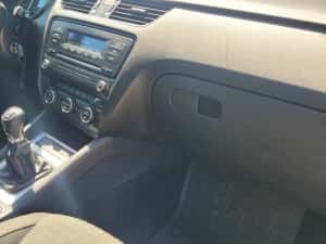 Skoda octavia 1.6tdi, diesel, 2013, vindem in rate fără avans! — miniatura 7
